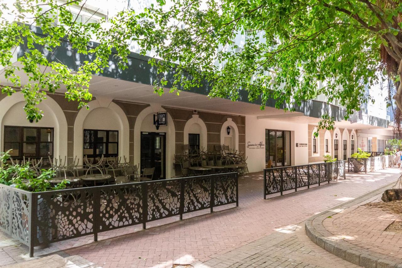 Trendy Apartment In Thibault Square City Centre Ciudad del Cabo Exterior foto